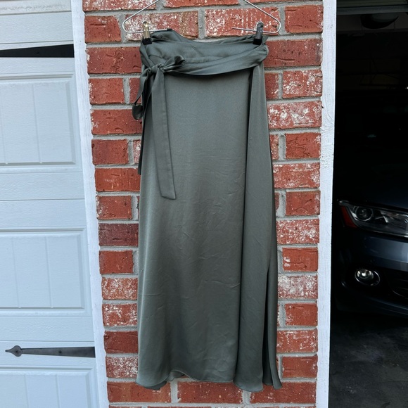 🎉HP🎉 Silk Wrap Skirt from Greece - Picture 2 of 5